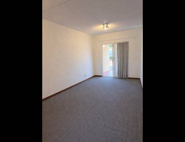 2 BEDROOM PROPERTY TO RENT IN GLENHAZEL